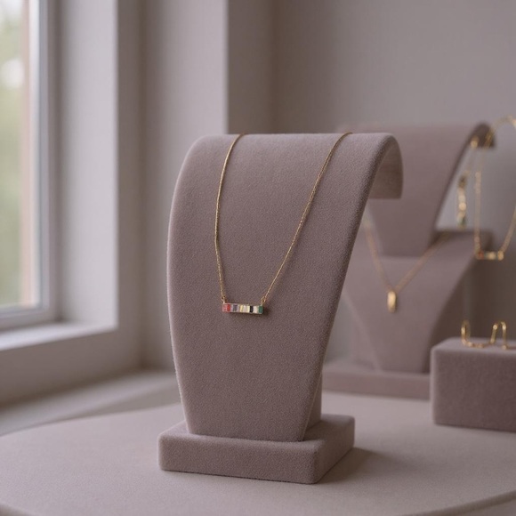 ❤️‍🔥𝗖𝗛𝗔𝗥𝗠𝗜𝗡𝗚 𝗖𝗛𝗔𝗥𝗟𝗜𝗘 𝗚𝗢𝗟𝗗 𝗧𝗢𝗡𝗘 𝗠𝗨𝗟𝗧𝗜 𝗖𝗢𝗟𝗢𝗥 𝗕𝗔𝗥 𝗡𝗘𝗖𝗞𝗟𝗔𝗖𝗘 - Picture 1 of 5